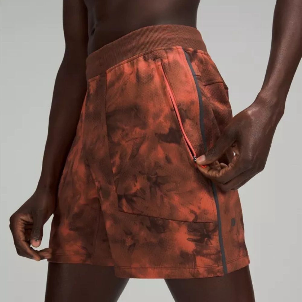 Lululemon Textured Tech Shorts Sz Large Diamond Dye Warm Coral Seared Grey Mens